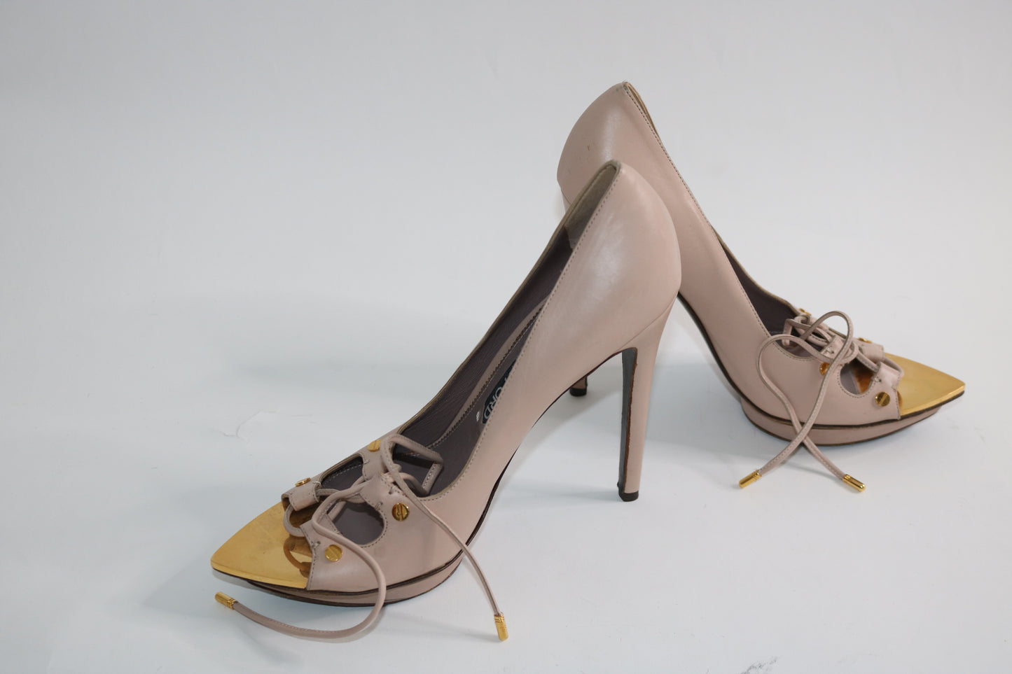 Tom Ford Pink pumps